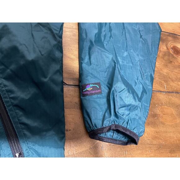 Helly Hansen Jacket Mens Small Green Rip Stop Hooded Rain Jacket Long Sleeve Zip - Picture 3 of 10